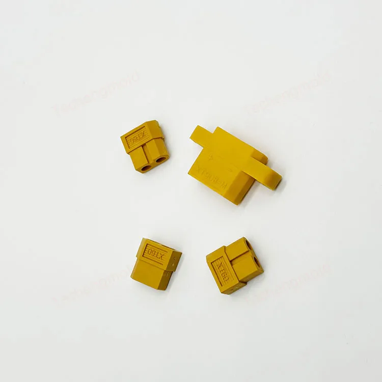 特诚科技PA66精密注塑件实拍 1